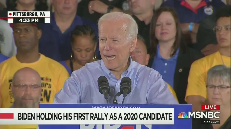 Joe Biden: “Stock market is roaring, but did you feel it? There was $2 trillion tax cut last year, did you feel it? Did you get anything from it? Of course, not. Of course, not. All of it went to the folks at the top and corporations that pay no taxes" 
https://t.co/Tzd9Aq3S0K